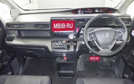 Honda Stepwgn IV, 2015 год, 1 200 000 рублей, 6 фотография