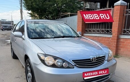 Toyota Camry V40, 2004 год, 585 000 рублей, 3 фотография