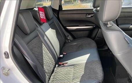 Suzuki Escudo IV, 2022 год, 1 490 000 рублей, 14 фотография