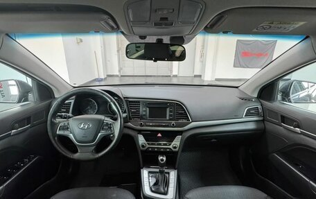 Hyundai Elantra VI рестайлинг, 2017 год, 1 099 000 рублей, 10 фотография
