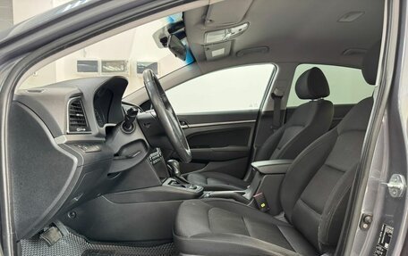 Hyundai Elantra VI рестайлинг, 2017 год, 1 099 000 рублей, 11 фотография