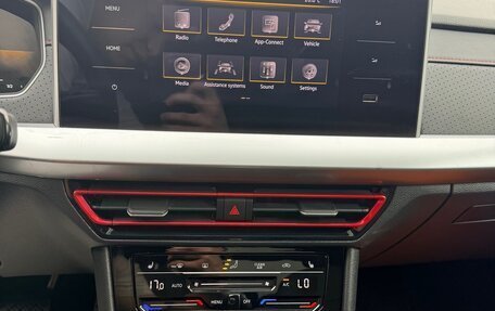 Volkswagen Lavida, 2022 год, 1 820 000 рублей, 13 фотография