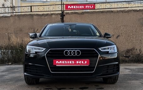 Audi A4, 2019 год, 2 700 000 рублей, 2 фотография