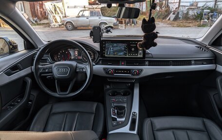 Audi A4, 2019 год, 2 700 000 рублей, 26 фотография