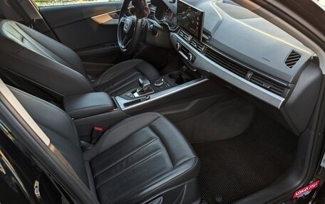 Audi A4, 2019 год, 2 700 000 рублей, 21 фотография