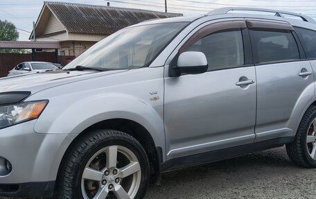 Mitsubishi Outlander III рестайлинг 3, 2008 год, 1 255 000 рублей, 5 фотография