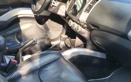 Mitsubishi Outlander III рестайлинг 3, 2008 год, 1 255 000 рублей, 8 фотография