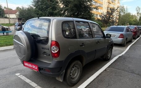 Chevrolet Niva I рестайлинг, 2012 год, 560 000 рублей, 4 фотография