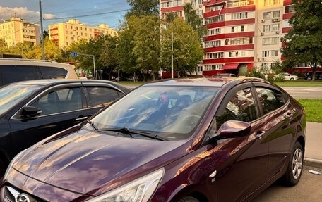 Hyundai Solaris II рестайлинг, 2014 год, 1 200 000 рублей, 6 фотография