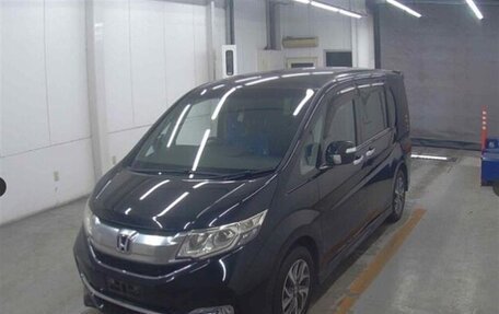 Honda Stepwgn IV, 2015 год, 1 275 000 рублей, 2 фотография