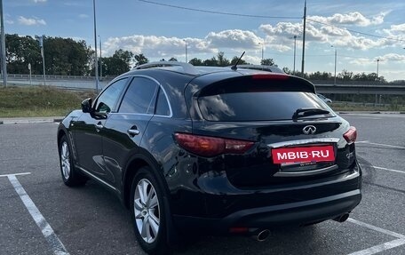Infiniti QX70, 2016 год, 2 950 000 рублей, 6 фотография