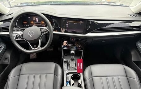 Volkswagen Passat B8 рестайлинг, 2023 год, 2 270 000 рублей, 8 фотография