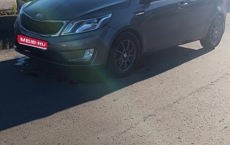 KIA Rio III рестайлинг, 2014 год, 800 000 рублей, 1 фотография