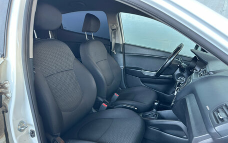 KIA Rio III рестайлинг, 2017 год, 1 355 000 рублей, 13 фотография