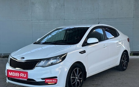 KIA Rio III рестайлинг, 2017 год, 1 355 000 рублей, 3 фотография