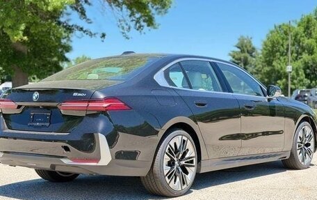 BMW 5 серия, 2026 год, 10 099 979 рублей, 3 фотография