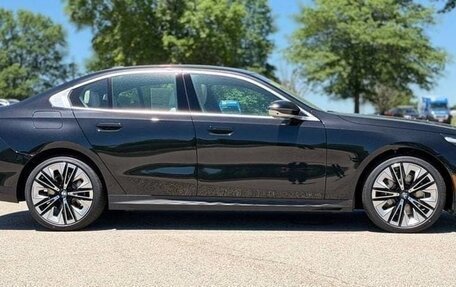 BMW 5 серия, 2026 год, 10 099 979 рублей, 15 фотография