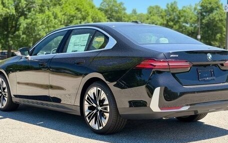 BMW 5 серия, 2026 год, 10 099 979 рублей, 16 фотография