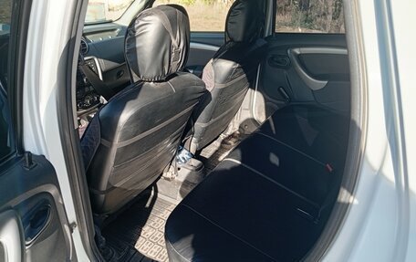Renault Duster I рестайлинг, 2014 год, 735 000 рублей, 3 фотография
