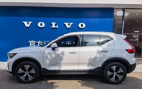 Volvo XC40 I, 2024 год, 3 600 000 рублей, 3 фотография