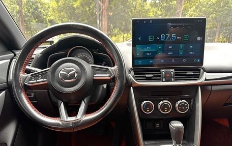Mazda CX-4, 2022 год, 1 780 000 рублей, 10 фотография