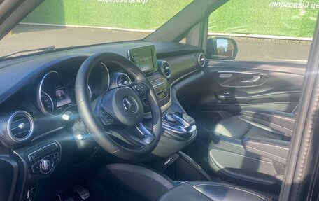 Mercedes-Benz V-Класс, 2018 год, 3 950 000 рублей, 3 фотография