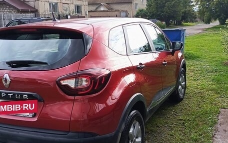 Renault Kaptur I рестайлинг, 2019 год, 1 200 000 рублей, 4 фотография