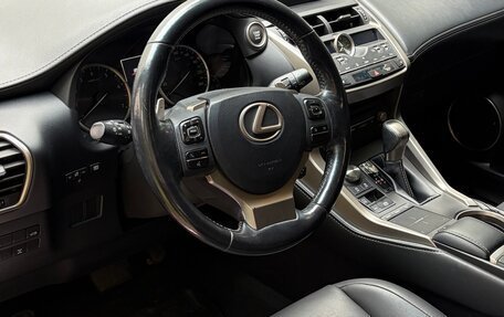 Lexus NX I, 2018 год, 2 400 000 рублей, 5 фотография