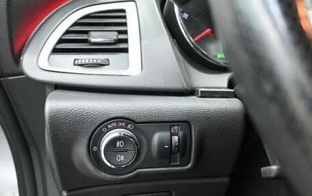 Opel Astra J, 2012 год, 999 900 рублей, 19 фотография