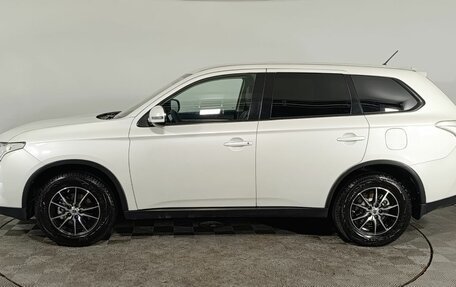 Mitsubishi Outlander III рестайлинг 3, 2014 год, 1 360 000 рублей, 4 фотография
