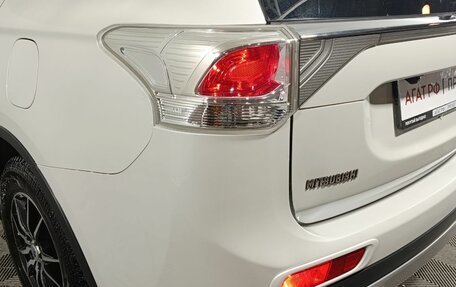 Mitsubishi Outlander III рестайлинг 3, 2014 год, 1 360 000 рублей, 18 фотография