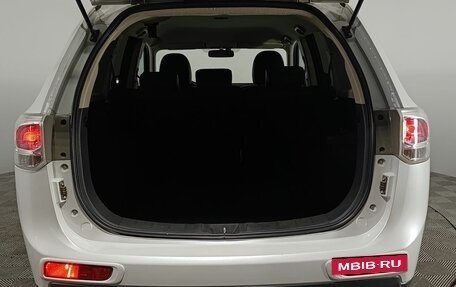 Mitsubishi Outlander III рестайлинг 3, 2014 год, 1 360 000 рублей, 23 фотография
