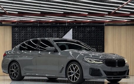 BMW 5 серия, 2023 год, 4 290 010 рублей, 2 фотография
