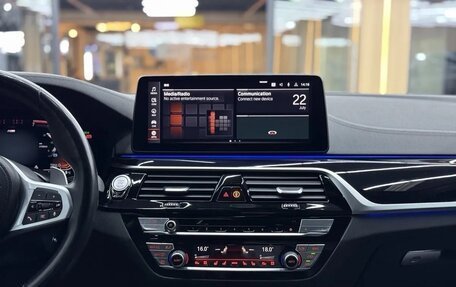 BMW 5 серия, 2023 год, 4 290 010 рублей, 7 фотография