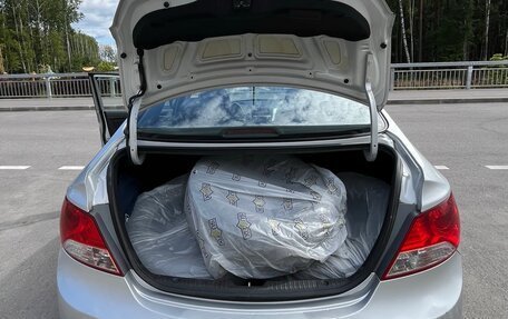 Hyundai Solaris II рестайлинг, 2012 год, 860 000 рублей, 9 фотография