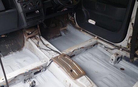 Toyota bB I рестайлинг, 2001 год, 350 000 рублей, 6 фотография