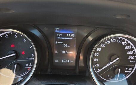 Toyota Camry, 2021 год, 3 350 000 рублей, 13 фотография