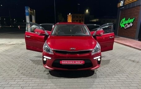 KIA Rio IV, 2017 год, 1 100 000 рублей, 6 фотография