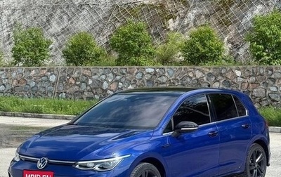 Volkswagen Golf VIII, 2022 год, 1 800 000 рублей, 1 фотография