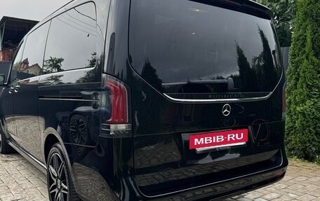 Mercedes-Benz V-Класс, 2021 год, 5 350 000 рублей, 3 фотография