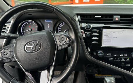 Toyota Camry, 2020 год, 2 650 000 рублей, 3 фотография