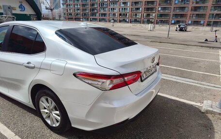 Toyota Camry, 2020 год, 2 650 000 рублей, 12 фотография