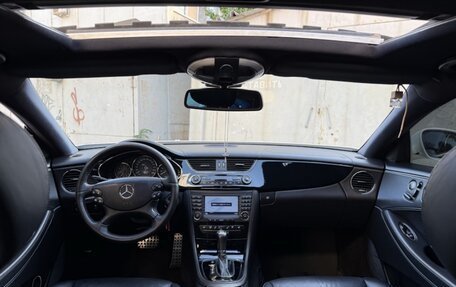 Mercedes-Benz CLS, 2005 год, 1 840 000 рублей, 10 фотография