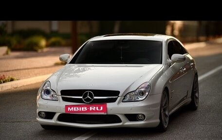 Mercedes-Benz CLS, 2005 год, 1 840 000 рублей, 2 фотография