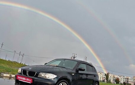 BMW 1 серия, 2005 год, 610 000 рублей, 2 фотография
