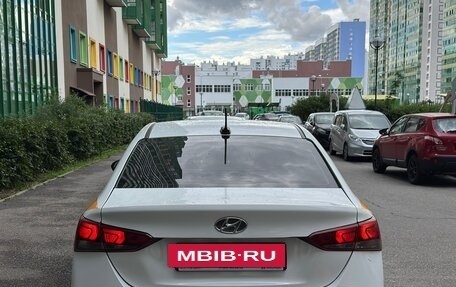 Hyundai Solaris II рестайлинг, 2021 год, 950 000 рублей, 3 фотография