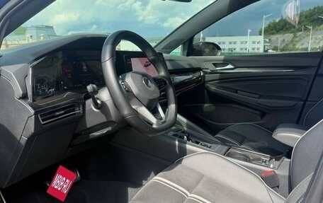 Volkswagen Golf VIII, 2022 год, 1 800 000 рублей, 14 фотография