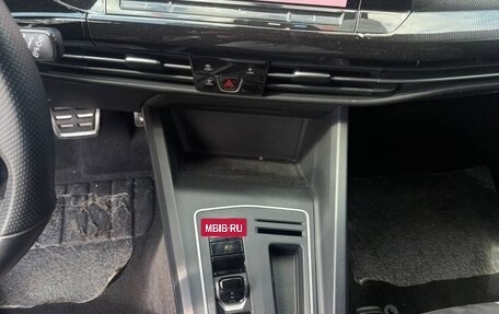 Volkswagen Golf VIII, 2022 год, 1 800 000 рублей, 11 фотография