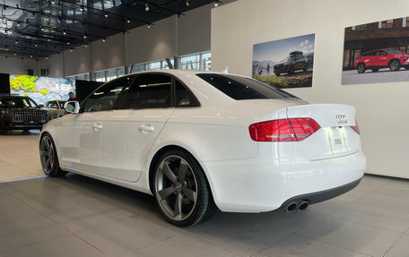 Audi A4, 2010 год, 999 000 рублей, 4 фотография