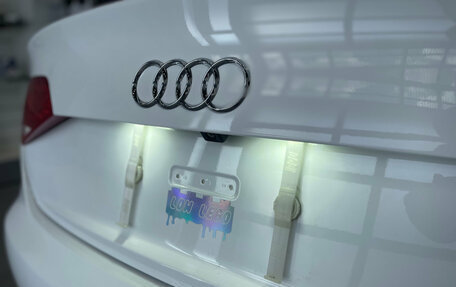 Audi A4, 2010 год, 999 000 рублей, 14 фотография